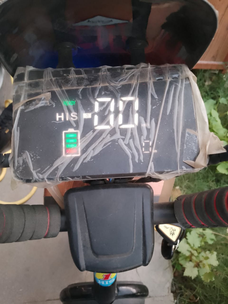 السلام عليكم دراجه شحن
HIS 2025 
دراجه مستعمله قليل نضيفه يحتاجلها فقط تبديل ملف خلفي
المواصفات:
• 5 بطاريات
• تمشيك من 25 إلى 30 كم
• شاحنة أصلية
• سويجين (مفاتيح)
• بصمة تشغيل عن بعد (فتح وقفل)
•4 سرعات
•تمشي 70
📦 السعر: 180 وبيها مجال للشراي
•اشاره يمنه يسره ضوه 
العنوان: الدوره ابو دشير.
رقم للاتصال : ***********
