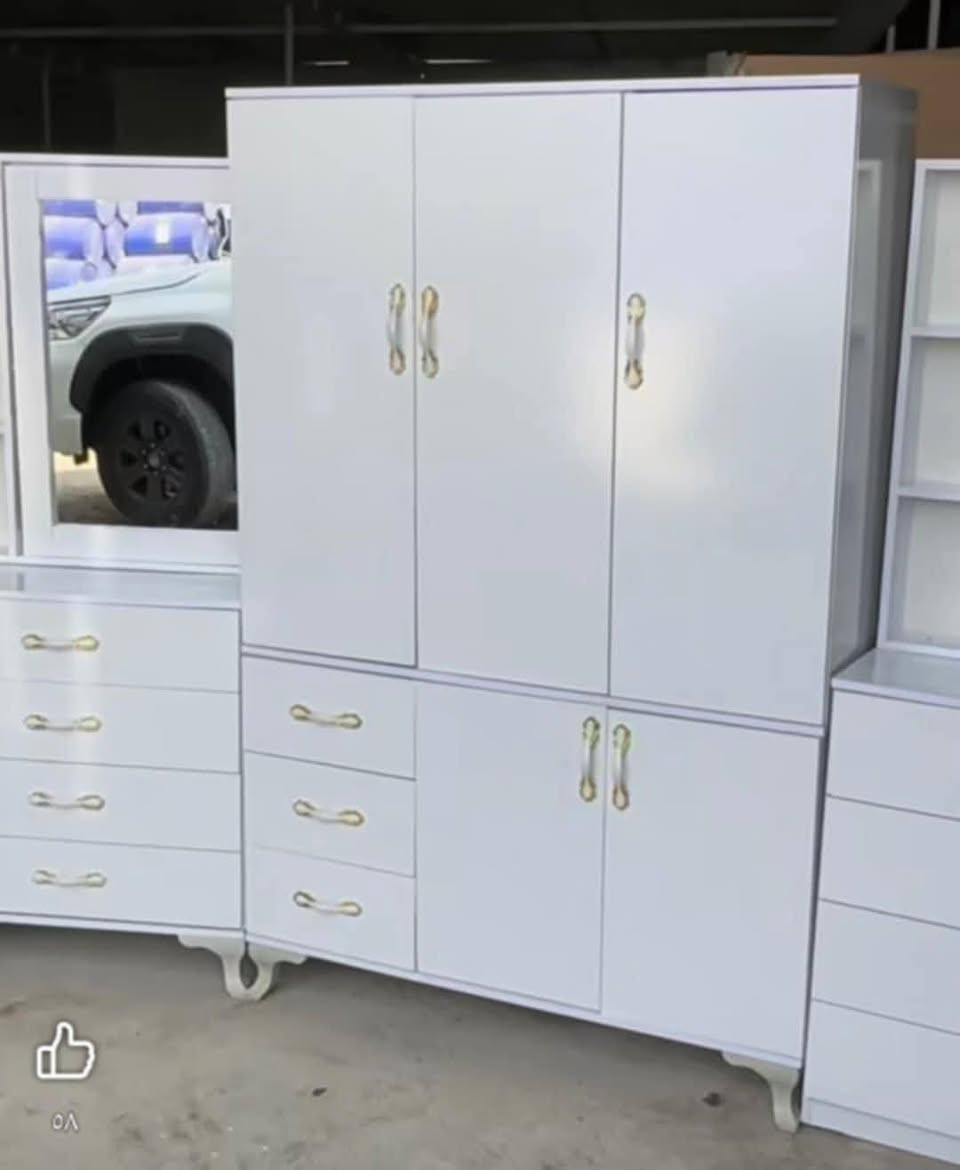 توفر كنتور ٣ باب
القياس ارتفاع ١٨٥
عرض ١٢٠
السعر ١٦٥
وميز تواليت السعر ٩٥
توصيل مجاني لديالى


**إذا كنت صاحب هذا الإعلان وتريد حذفه لأي سبب، رجاءا أرسل رسالة إلى الدعم الفني**