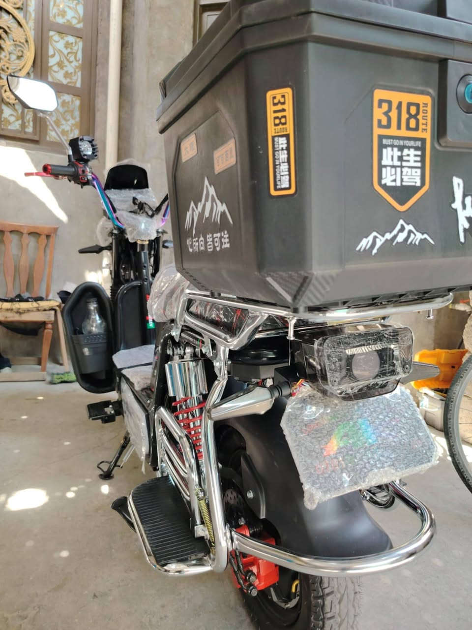 موطور شحن للبيع 
نوع 
جبلي 2025 اخذته 900 وصندوك 35 

 ✅بطاريات عل فحص✅

⭕لايت عالي ناصي 

⭕ شاشه الكترونيه 

⭕نظام ®️ الرجوع الى الخلف

⭕ نظام 4 سرع 1234 

⭕ بريك امامي، خلفي 

⭕ اشاير يمين، يسار

⭕تشغيل عن بعد 

⭕ جهاز انذار سرقه

⭕ شاحنه الشركه الاصليه 

⭕ كلشي شغال كهربائيات 

الموطور جديد 

(( السعر800( بي مجال) مكاني فلوجه شهداء

***********
