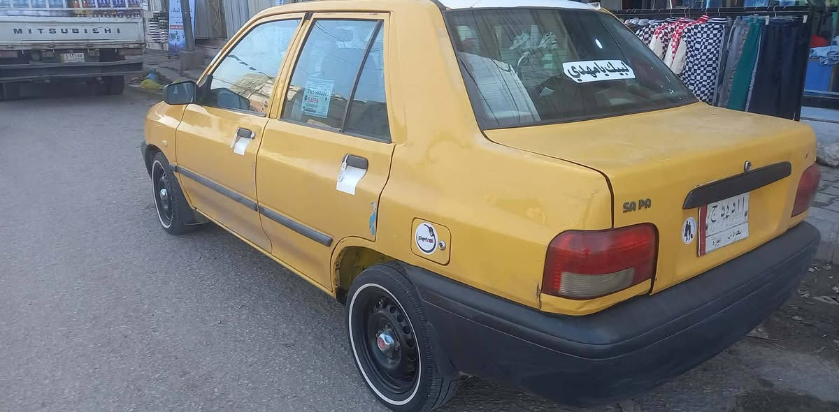 السلام عليكم شباب السياره سايبه موديل 15 السياره حلوه ونظيفه الماكينه بها خيط بخار جير جديد تخم تاير جديد حداديه جديده السياره فقط السنويه ضايعه وبيها بلاغ من صاحبها وصاحب السياره هم يسوي وكاله مكان السياره كربلاء حي العسكري قرب محطه امير الحفيري الاستفسار اتصل السياره بيها طخه بالخشم وبيها حار بالباب اللي ورا السائق***********
