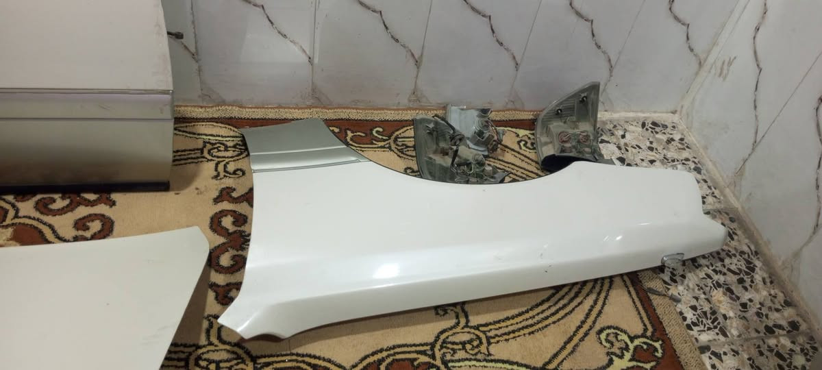 فره راس الثور فلات للبيع مكاني النجف رقم الهاتف ***********
