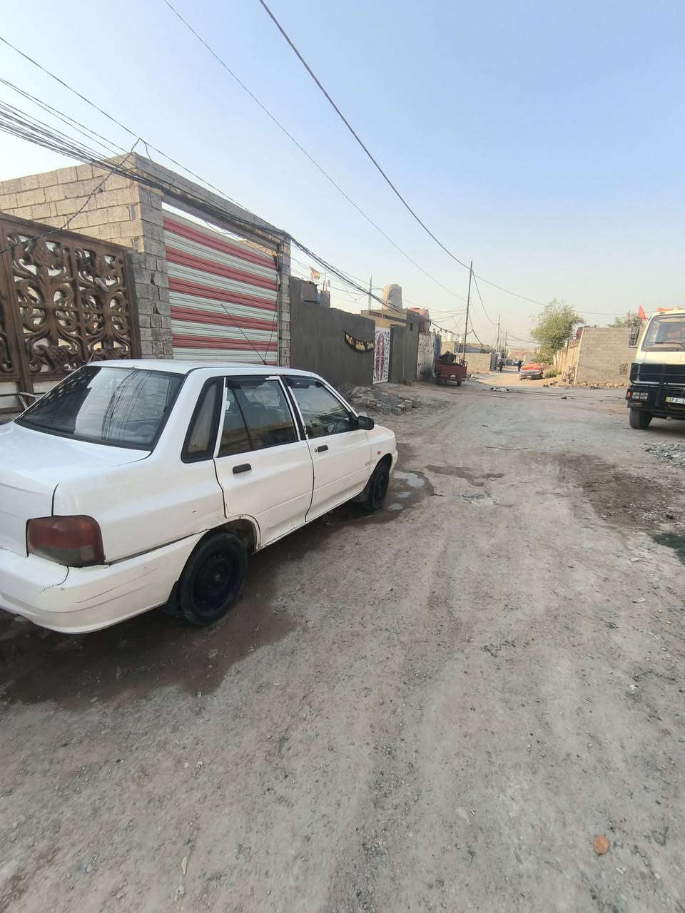 سايبا موديل 2009دمعه سنويه ساقطه بل 2020 عليه غرامه 400 تنزل من سعره 
كير ومكينه مابيهن شي مكينه توني شاده يعني جديده شواصيه معمرات وبيه خياسات بس بلكاعيه رقم نجف راعيه يريد امداور السعر 20 مع المجال بسيط حك الجيه مكاني نجف ناحيه الرضويه متواجد ع الفيس وهاذه رقمي ***********
