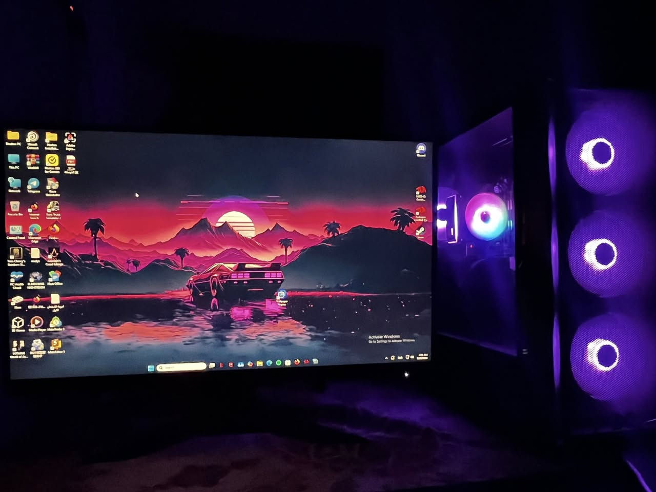 السلام عليكم ورحمة الله وبركاته 
تجميعة كاملة للبيع استخدامها قليل جداً المواصفات:
-INTEL 15 12400
-M.B H610M ASUS
-RAM 16GB HIKSEMI
-RX6700XT 12GB XFX 
-M.2 512GB LEXAR 3500MB
-PSU 700W REDRAGON
-CASE XIGMATEK MASTER X II
يجي وياها ماوس وكيبورد بلوتوث هدية 

الشاشة:
 GIGABYTE 27f 2 (gaming monitor)
-165Hz
-27
-1920x1080 ips
السعر مليون وخمسين وبي مجال للشراي
للتواصل واتساب فقط ***********

