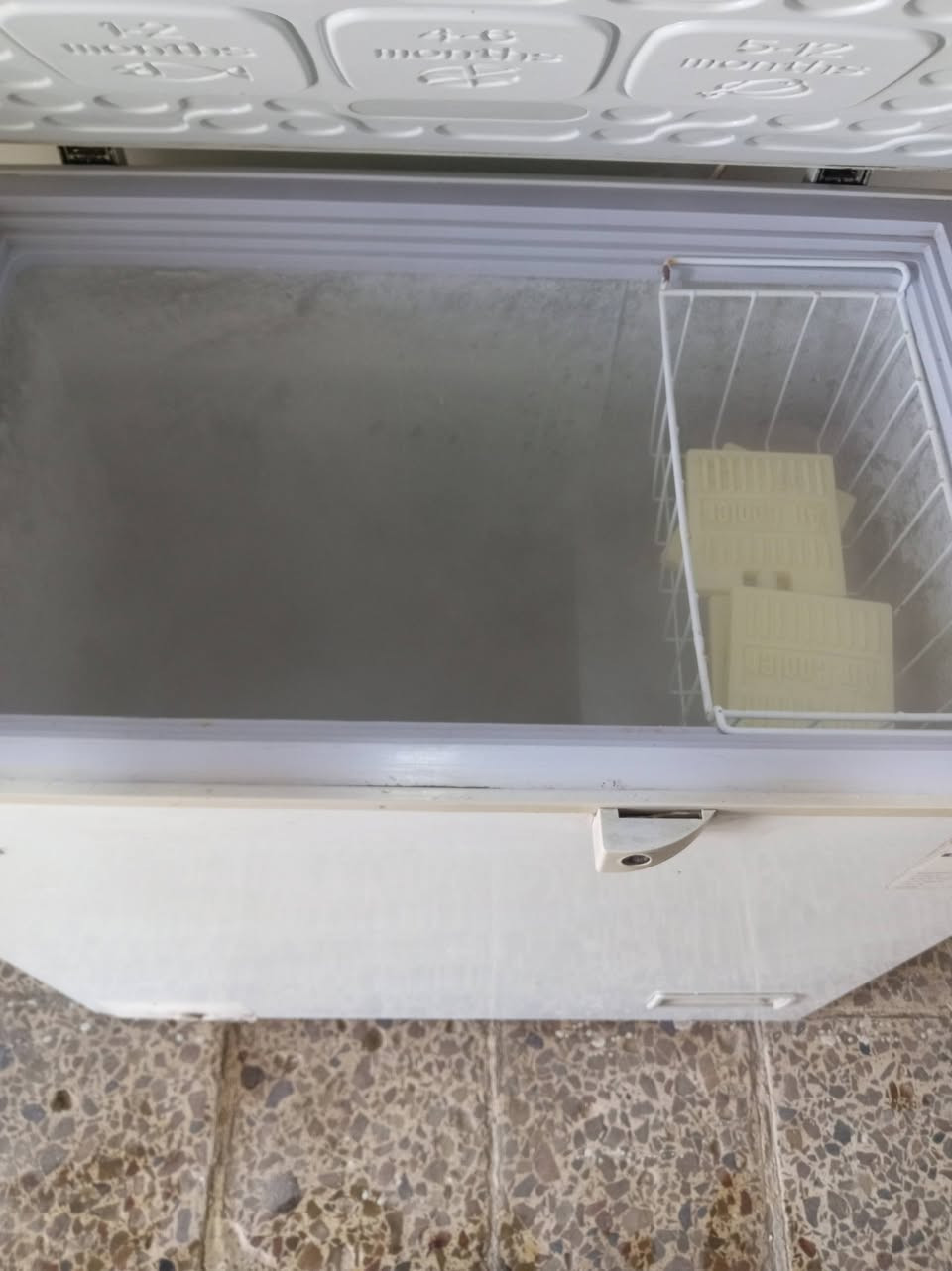 مجمدة ٧قدم ١٥٠ وبيهة حك جيه مكاني بغداد الزعفرانية شارع سيد هاشم ***********
