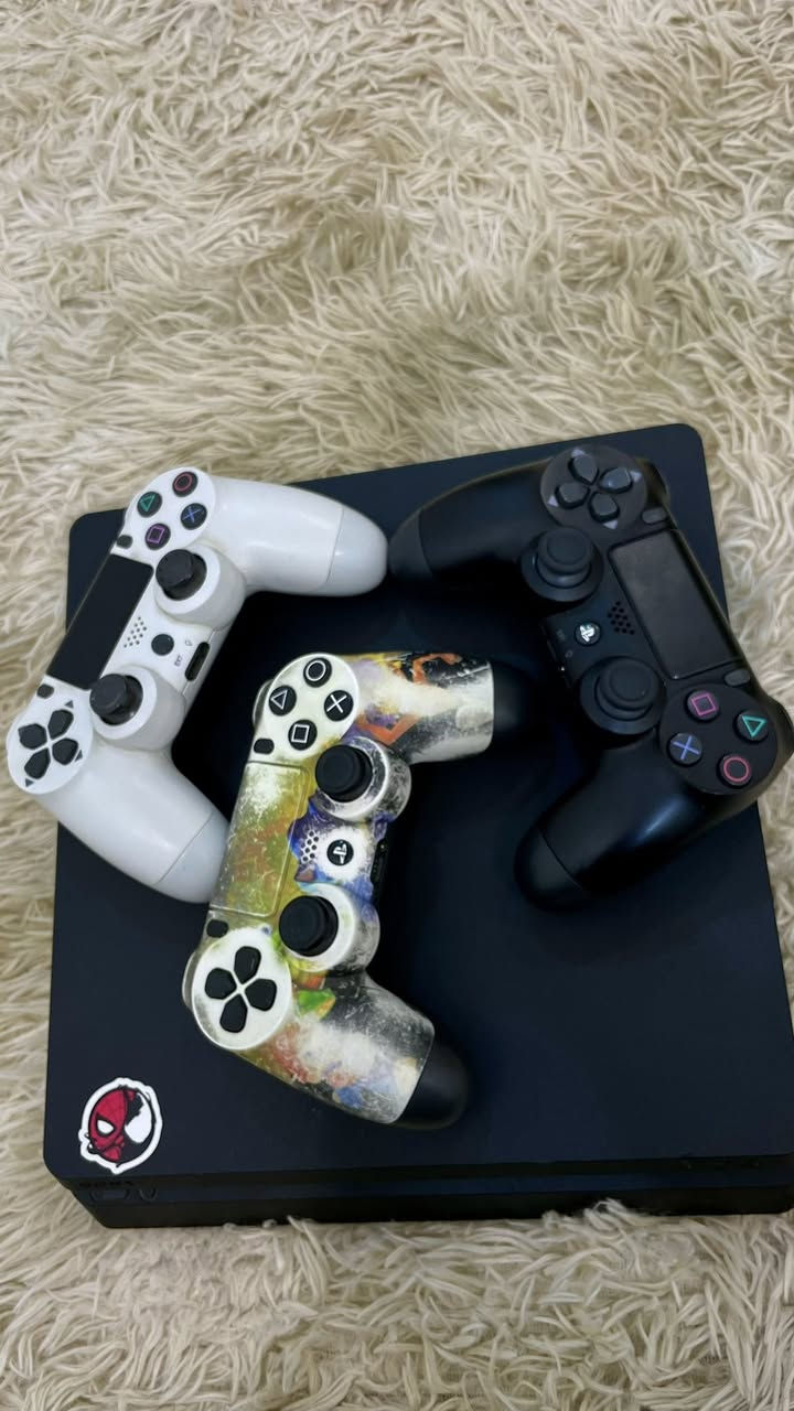 فور سلم
ذاكرة 500
اونلاين وياه 3 جوستك
مراوس وي بلي 5 وانطي فرق


**إذا كنت صاحب هذا الإعلان وتريد حذفه لأي سبب، رجاءا أرسل رسالة إلى الدعم الفني**