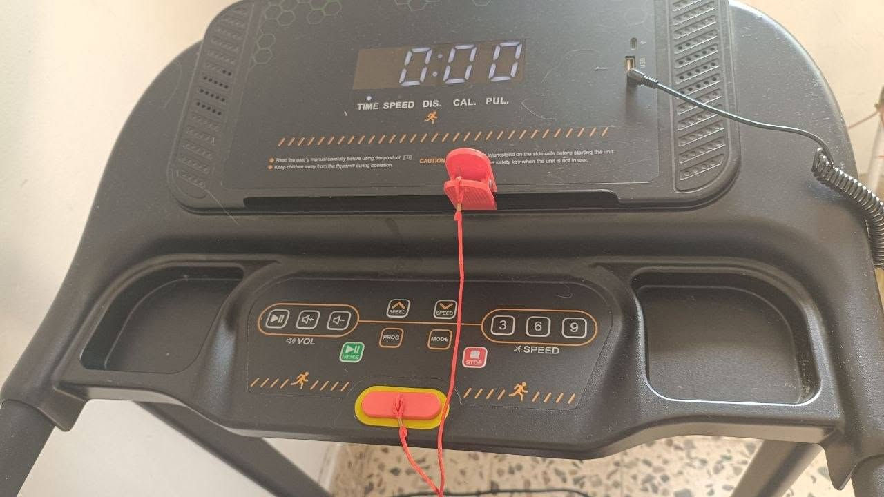 جهاز جري مستعمل قليل نضيف100\100 تفاصيل تواصيل واتساب 
***********
