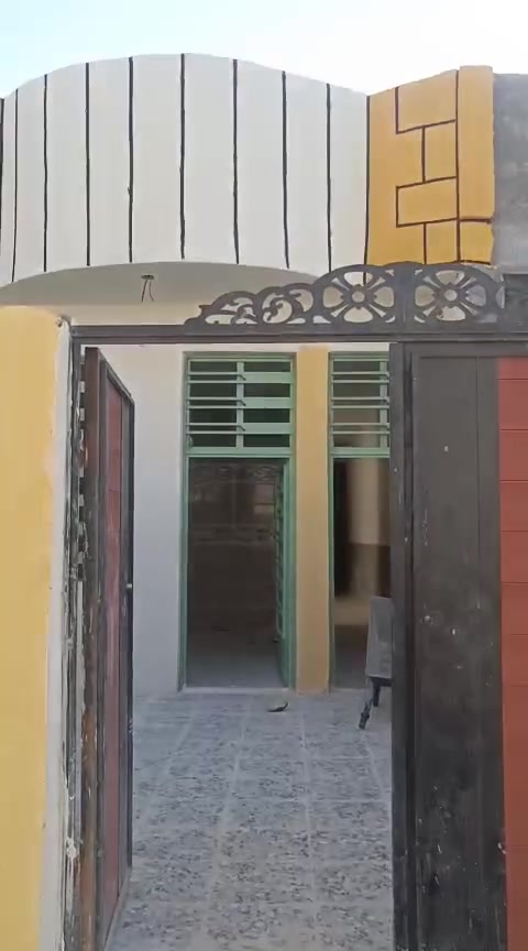 دار البيع مساحه 100 متر زراعي سند 25 كافه خدمات والبيت جاهز تسليم مفاتيح
حي دجله قرب حي نصر 

سعر 46 

***********
