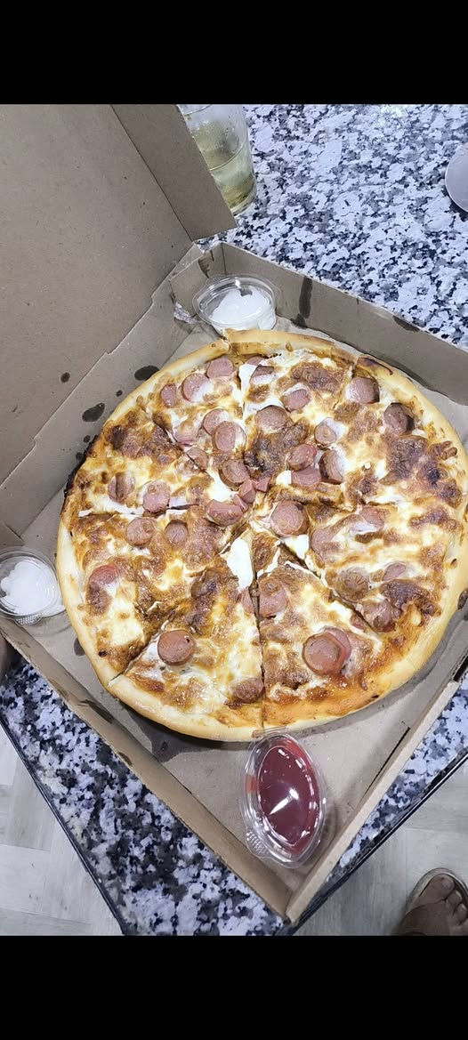 سلام عليكم. شاب متفرغ للعمل في سليمانيه. 
خلفى بيتزه درجه1اوله. واني شيف مال مئكولات سريعه. كلشي اعرف صلصات. 
. 
المهم. 
خلفى بيتزه. 
اريد اشتغل  كون عنده مبيت مبيت


**إذا كنت صاحب هذا الإعلان وتريد حذفه لأي سبب، رجاءا أرسل رسالة إلى الدعم الفني**