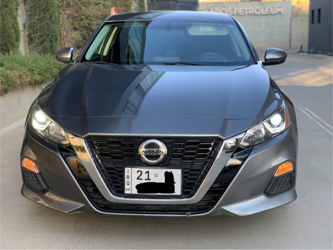 نیسان ئالتیما ٢٠٢٠
سەیارەکە پیش و دوای کەپسە تەنها یەک پەلە بۆیاخی هەیە.
مواسەفات :.
شاشەگەورە، دەرگاو سنوق بەسمە، کشن کارەبایی،شەغال، لایت زینون، رادار.
رەقەم و سەنەوی تاوەکو ٢٠٢٨ تازەیە.

ژمارەشاصی 
1N4BL4BV1LC283243

***********
سلیمانی السليمانية, العراق
