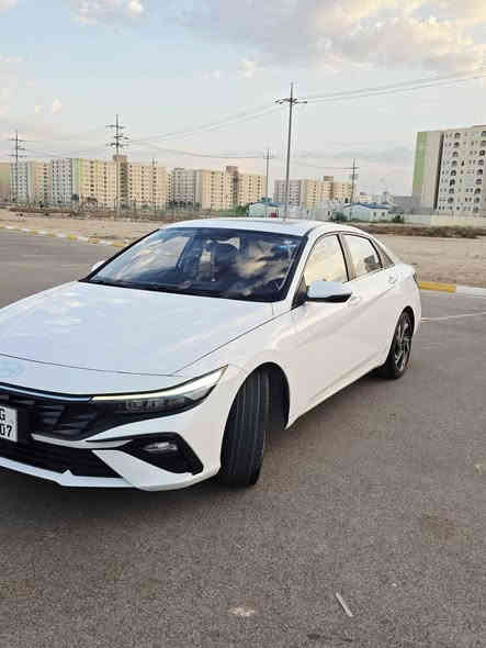 هيونداي النترا 2024 فول مواصفات تجميع صيني وارد خليجي محرك 1500 (8 نوزل) ماشية 36 الف مكفولة من الحادث والصبغ
بيها فقط طخة بسيطة مامبية بالدوسة وماحافر الصبغ
مواصفات فول :
فتحة سقف / مقاعد جلد / سايد بريك بصمة / نظام اوتو هولد / وضعيات قيادة 4 / بصمة دخول وتشغيل / حساس امامي / حساس خلفي / كاميرا خلفية / شاشة كبيرة / مري شفط واشارات / قطعتين تبريد امامي خلفي / اضوية LED واضاءة نهارية وتحكم في مستوى الاضاءة الامامية
السيارة رقم اربيل بأسمي السنوية 2027 تحويل
 السيارة نظيفة حيل وبعدها جديدة ومابيها اي نقص سعرها 146 وبيها مجال بسيط 
للاستفسار الاتصال : *********** بغداد
