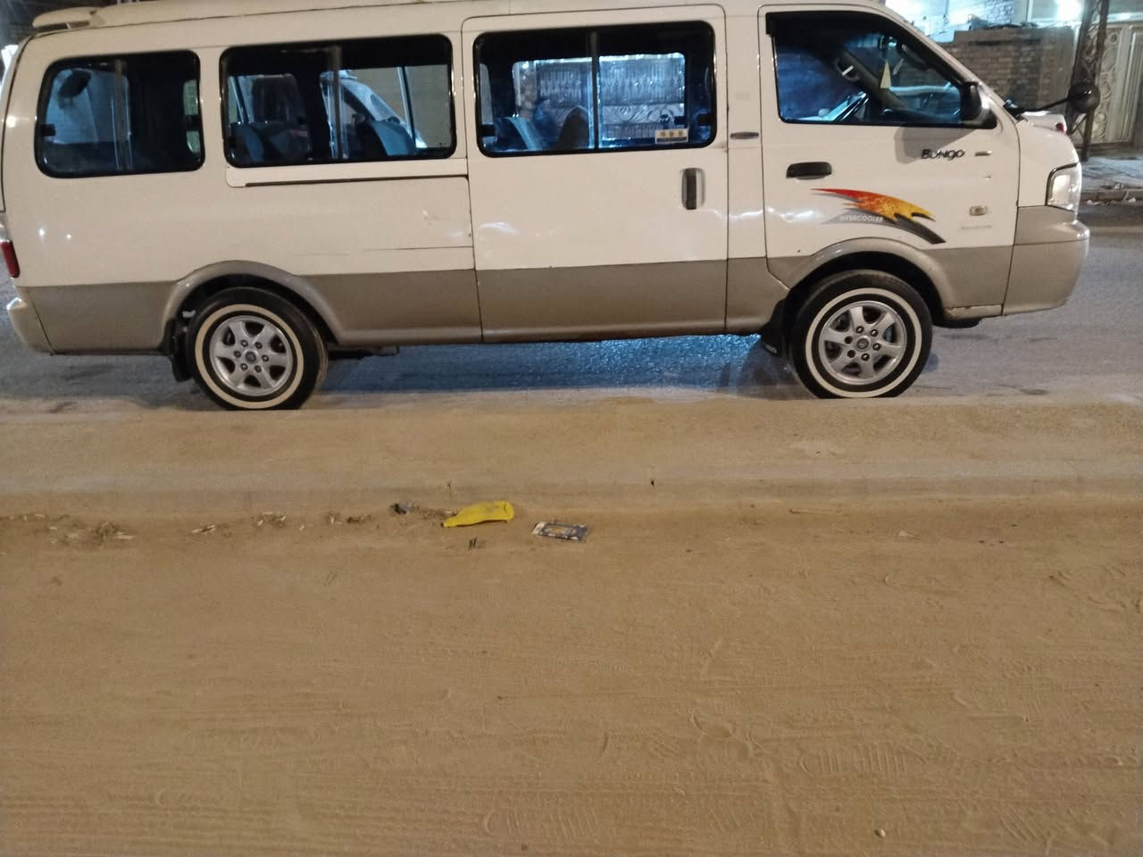 سلام عليكم سياره لبيع بديهه مكفول من الضربه رقمهه بصره السياره موديلهه 2007 مكانهه نجف السعر 130 وبيهه مجال رقم الموبايل ***********
