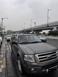 للبيع فورد اكسبديشن موديل ٢٠١٢ وكالة نيفا  السياره خليجي مابيها حادث ر...