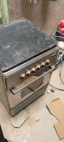 اعيد نشر بسبب مواعيد كاذبه طباخ درجه اولي ع فحص شغل فرن وعيون اله تاخذه ***********
