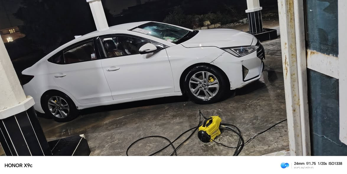 سلام عليكم النترا موديل 2020للبيع خليجي بيهة بكانات صبق بس ابيع صبغ عام محرك 8نوزلات محرك 1600 سعر 125ورقه وذا اكو مراوس اراوس رقم الهاتف ***********العنوان تقاطع النهروان
