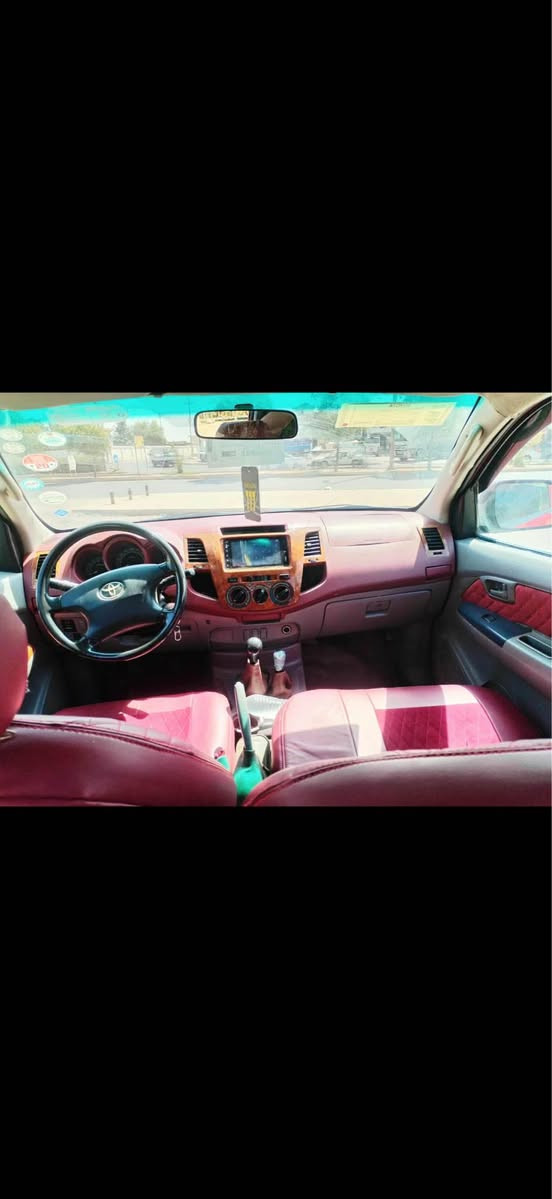 مه رزيه مؤديل 2010سعودي كامل كريته 2015هه تابليي جوانه دوبست له بيشي سه قفي سبوخه باقي به شه رت هيج ليداني نيه بشتو بيشي كه بسه بۆدی بیلدیە كيرو مه كينه وئه كسل به شه رت ته بريت ساردوو كه رم به شه رت سه نه وي تازه به سه رجوه،4رەقمیش کەشی لە کەرە*********** أربيل, العراق
