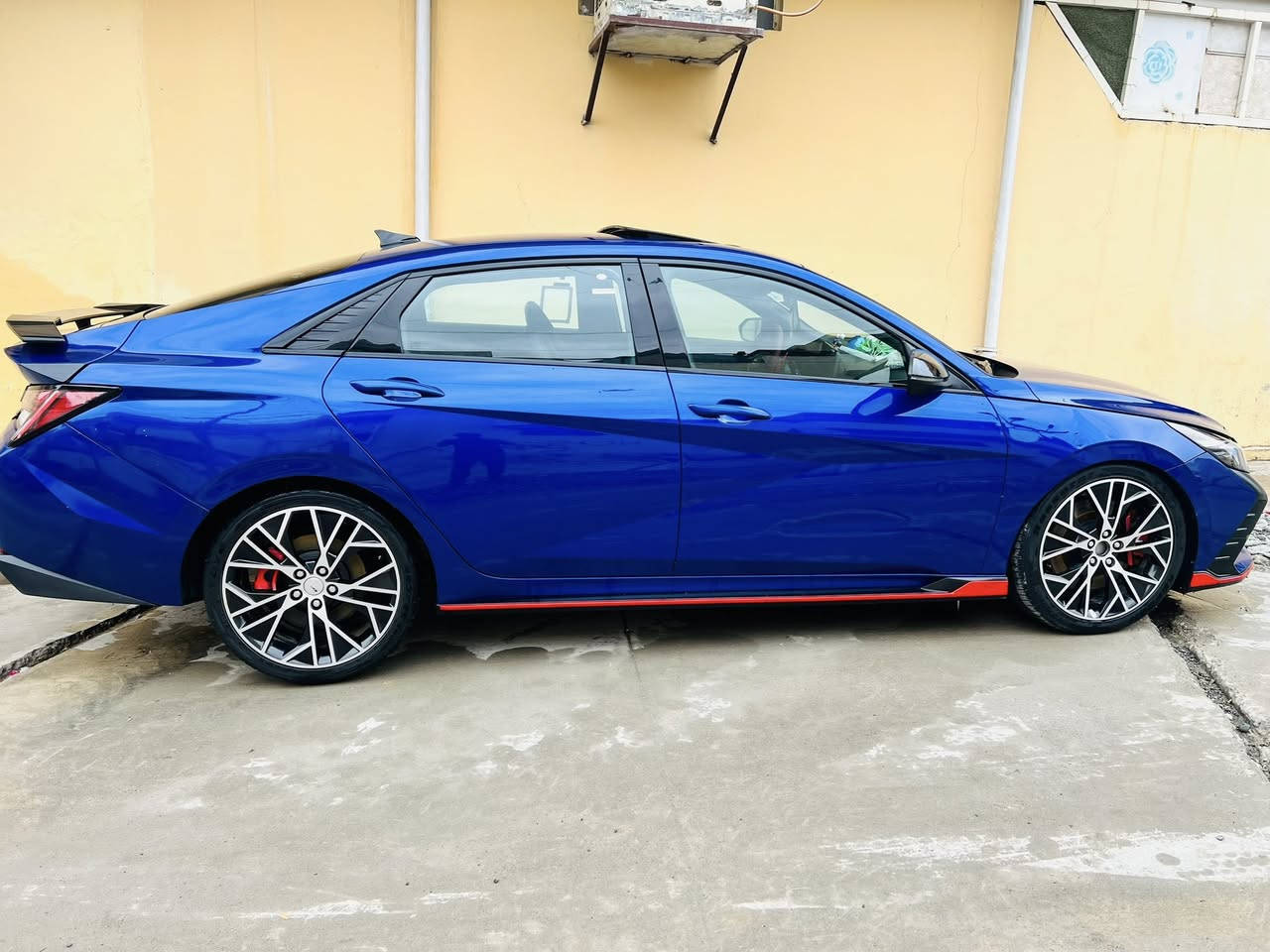 السلام عليكم النتره N موديل 2022للبيع فول موصفات فتح سقف ضرر جملغ ورا فقط سيارا رقم اربيل شرط التحويل السيارا كدام العين ابينه مكان السياره موصل ايمن ول استفسار على رقم الموبيل ***********
