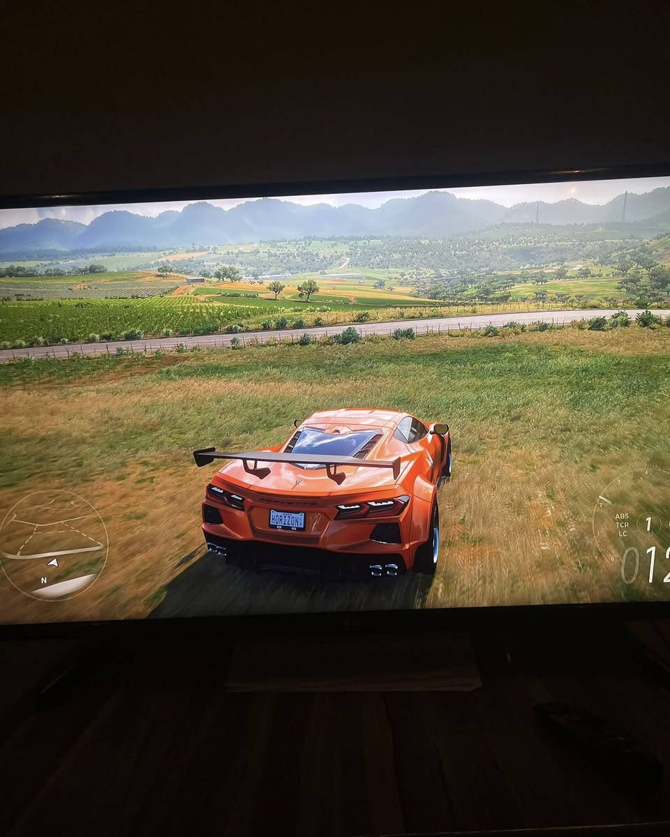 Xbox Series S (نسخة 1 تيرا) 
استخدام قليل جدًا بسبب الانشغال
الجهاز نظيف ويشتغل تمام، ما بيه أي مشاكل
ويجي وياه جويستك ثاني أصلي هدية 

السعر: 575 الف وبي مجال


**إذا كنت صاحب هذا الإعلان وتريد حذفه لأي سبب، رجاءا أرسل رسالة إلى الدعم الفني**