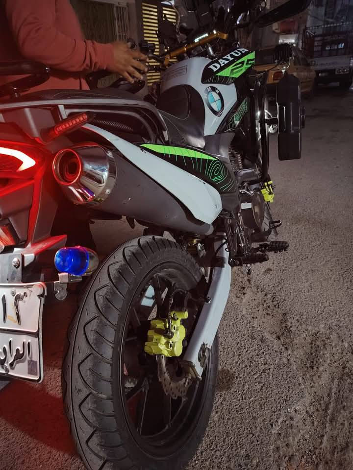 السلام عليكم دراجه دايوان نفنجر مكفوله كفاله عامله رقم ربيل بعده بسم شركه دراجه شخصي دراجه تعبان عليه مبدل تيرات مال لاتي شراي خاص او وتساب ذا مراوس بوكسر فرق***********دراجه حلوه مزوده مكاني بغداد مدينة الصدر
