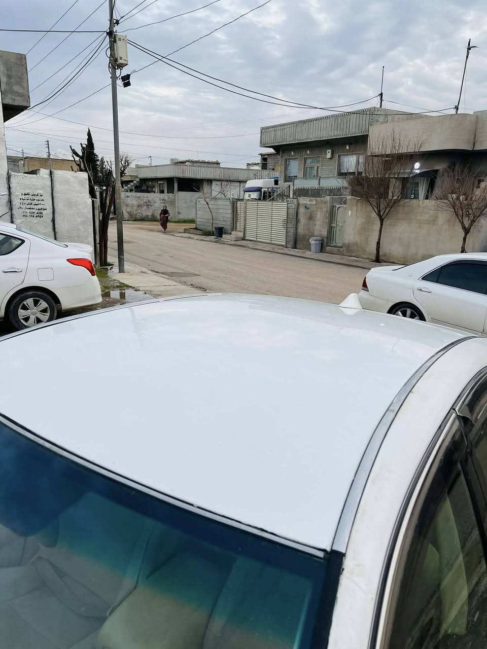 شاهانه
براوه
٢٠٠٧
گئر گه و ره ي  مه كينه بجوك
١٠٠هه زار رؤشتوه
بئته قه و ره قه
كامل مه سره ف
ئاريالا شه ريكه
بئده عمو لئدراو
٣دوگمه
پرده
سه ياره كه ماشه لا ي ده وئت
جوار تايه و ويلي تازه ي له سه ره
ساردگه رمي مه ز بوته
***********
