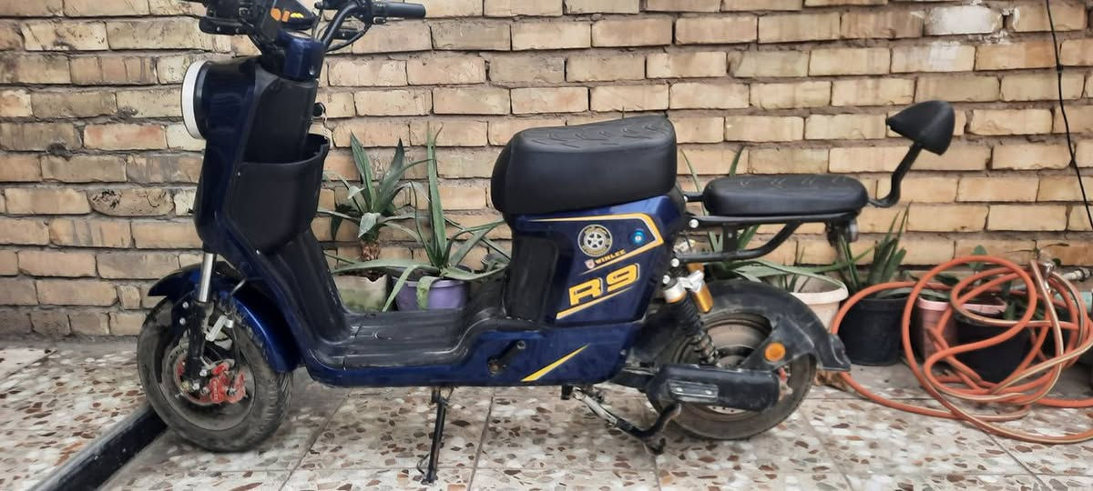 السلا عليكم
دراجه R9 للبيع 
الموديل 2026
4 سرع
السرعه 109
شركه ونلي
نظام بارك شغال
نظام بك شغال
2 كارتات تشغيل + 1 سويج + بصمه قفل وتشغيل
دراجه نظيفه ما ماشيه 
السعر 545 بيه مجال قليل


**إذا كنت صاحب هذا الإعلان وتريد حذفه لأي سبب، رجاءا أرسل رسالة إلى الدعم الفني**