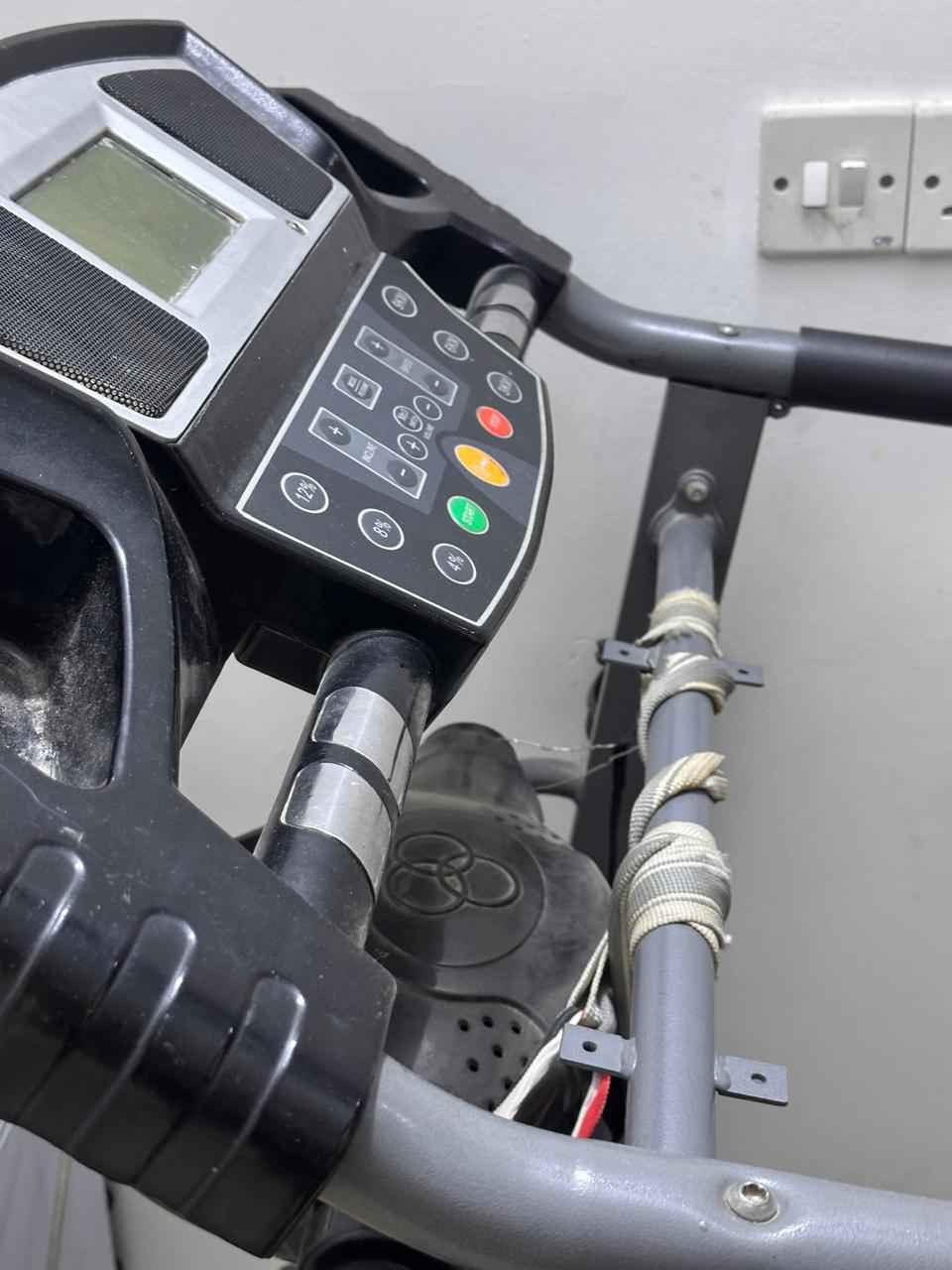 جهاز جري استعمال قليل شغال بغداد, العراق


**إذا كنت صاحب هذا الإعلان وتريد حذفه لأي سبب، رجاءا أرسل رسالة إلى الدعم الفني**