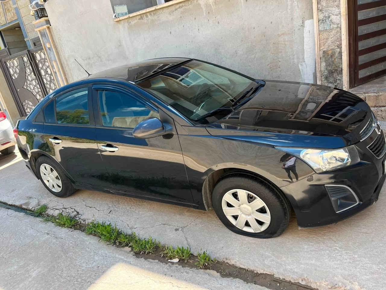 للبيع شوفرليت كروز 2013 LS 
سيارة بدون صبغ 
كير محرك تبريد شرط 
سنوية جديدة باسمي شرط التحويل 
سعرها ب70 وبيها مجال بسيط

***********
