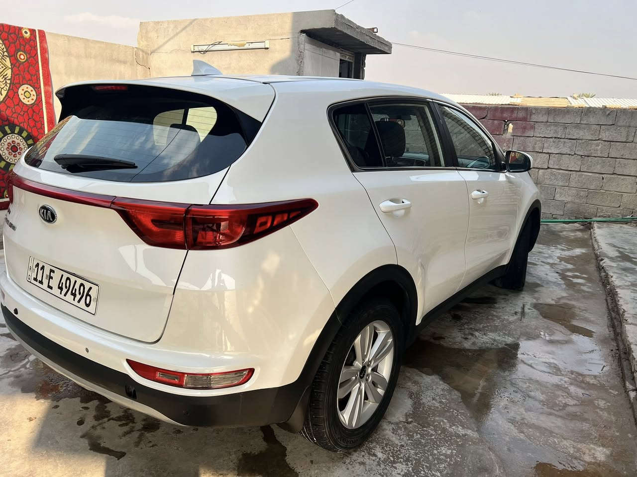 سبورتج وارد امريكي موديل 2018
بية بس لبنيدًصبغ بدون ايرباك بدون دواخل 
بغدادبسمي تحويل 
سعرة 155$وبيةًمجال حك جيتك
سيارة كلش حلوة وكل نقص مابية 
مكاني بغداد جسر ديالى جديد 
‭0770 788 5405‬
