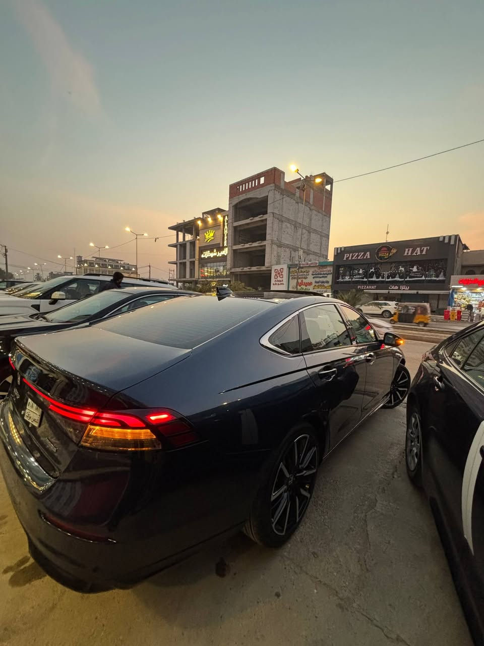 سلام عليكم هوندا اكورد EXL    2024.  سياره فول موصفات عدا داته شوه تبريد قطعتين فتحه شاشه مواصفات معروفه 

  سياره بدون دواخل بدون ايرابك  بدون قطره صبغ فقط فقط فقط بارد  بحافه البنيد على كد شبر  وبجاملغ ايمن على كد اصبعين
صور الحادث بمنشور

      سياره ماشيه 29  وقابل للزياده   
سياره جديده جديده بمعنا كلمة
رقم بغداد  ثاني يوم تحويل ب اسمك 
  
رجا فقط الشراي التعجبة  يتصل وبخدمتكم
  ***********
