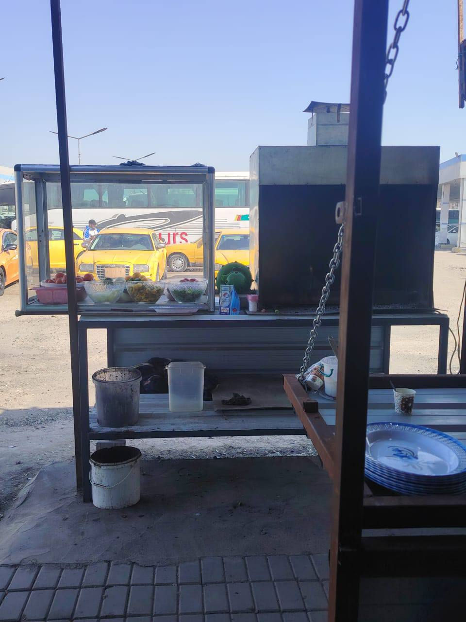 السلام عليكم قراض مطعم كامله للبيع والشراي يتصل على هذه الرقم ***********
