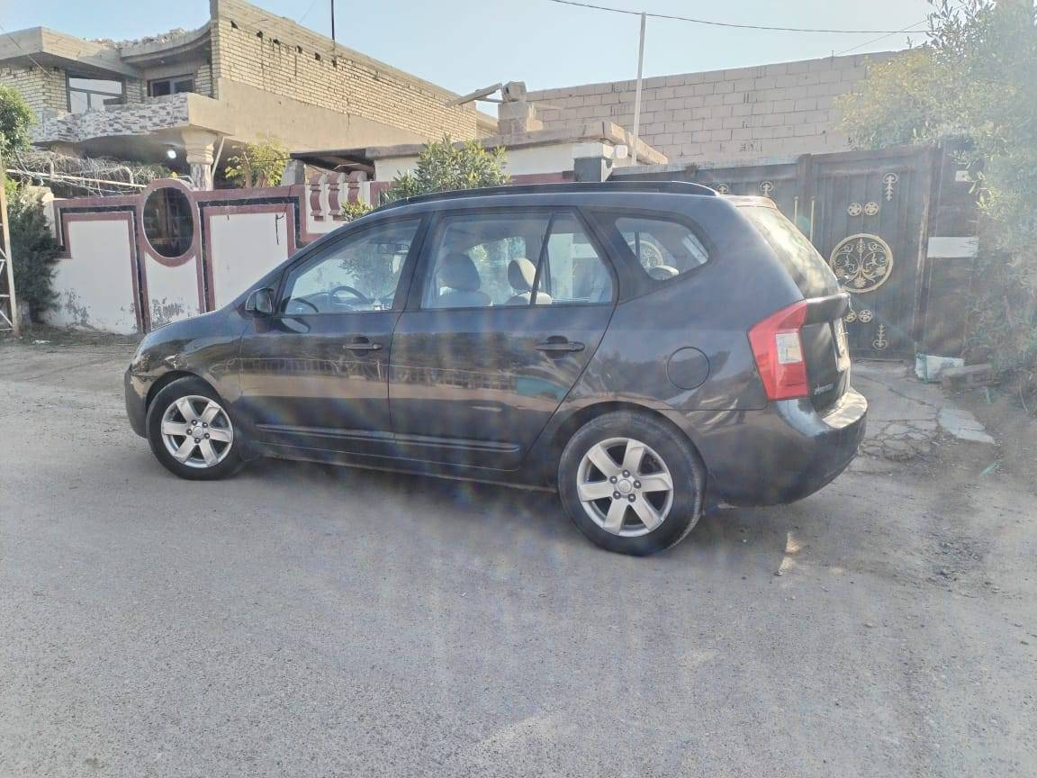 سلام عليكم
كيا روندو 2008 محرك 6 2700
كير ومحرك مكفول السياره مكفوله كفاله عامه فقط باب العبري مرشوش
سعرها 103 وبيها مجال
***********
***********
