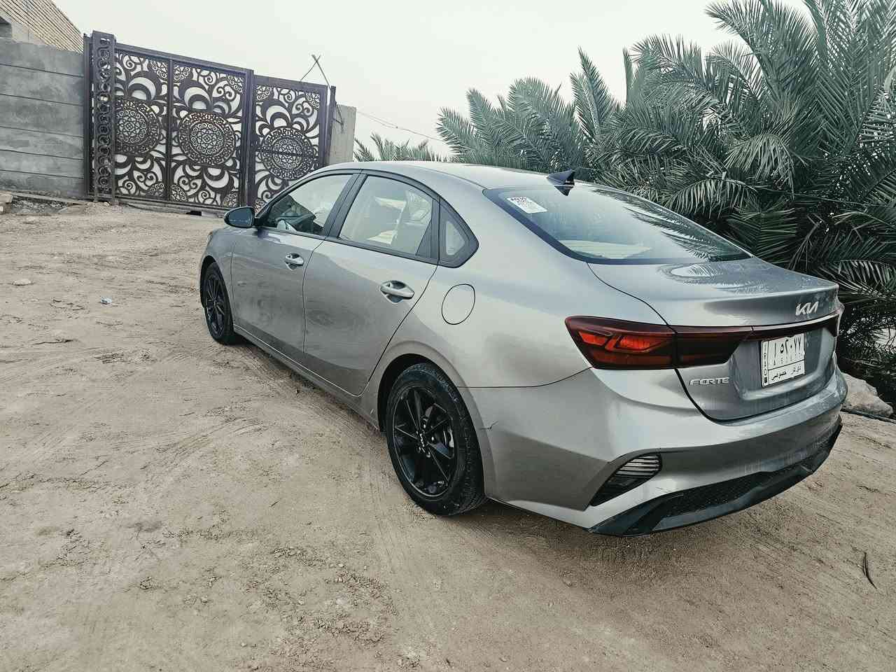 فورتي ٢٣ امريكي لبيع  مكيفه الفين دوش رقم ذي قار معوقين لسياره نضيفه وجاهزه مكان ناصريه السعر ١٣٠ واذا مراوس عادي   ***********
