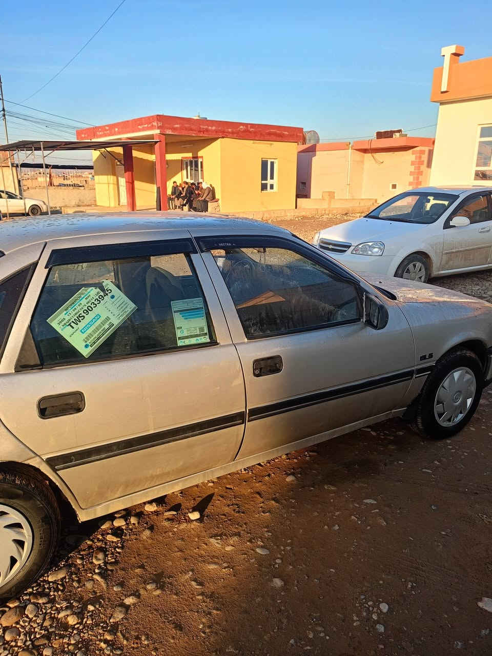 فكتره حجم 18 موديل 92 مصلح دواير ودسات مصبوغة جاليه محرك بي تنقيص وباقي التفاصيل   السعر 49 وبيها مجال شي بسيط رقم الهاتف ***********
