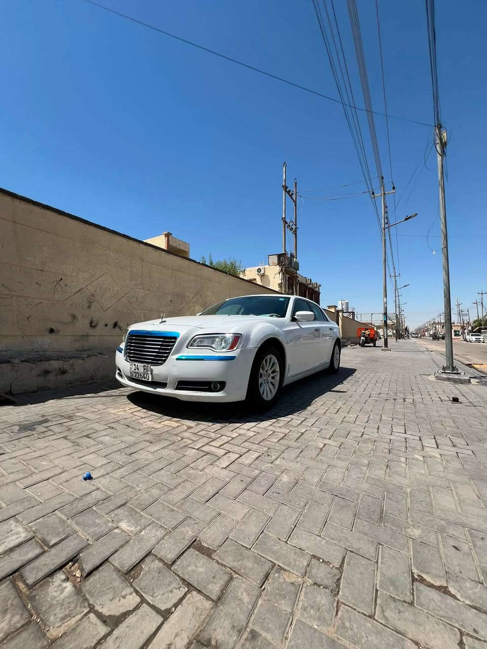 مراوس فقط 2012 بصره بسمي سياره ما مشتغله خط سياره جاهزه من كلشي توه نافضها من الطول للطول تخم تاير كير مكينه تبريد حداديه خير من الله سياره بيها خشم الجاملق الامامي مصبوغ وشوي يل باب الخلفي كنديه كفاله من الضربه مكان السياره بصره *********** مراوس فقط 🪬🤍.

