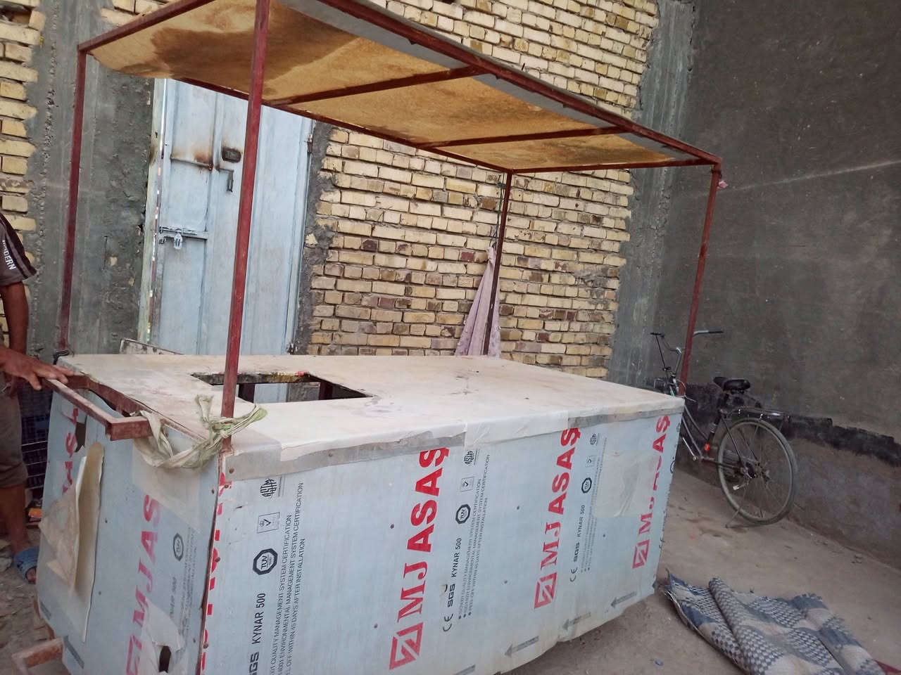 عربانة تصلح لبلبي وفلافل جاهزه حجم كبير توجد فيها فتحتين للطباخ 150/000


**إذا كنت صاحب هذا الإعلان وتريد حذفه لأي سبب، رجاءا أرسل رسالة إلى الدعم الفني**