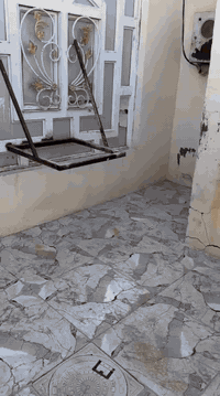 بيت ايجار  ١٠٠ متر   إيجاره ٢٥٠ كل شهر بشهره النجف حي النداء قريب عله شارع المجمعات المنطقه 57غرفه وصاله ومطبخ وبراني وصحيات داخل وخارج وغرفه

***********
