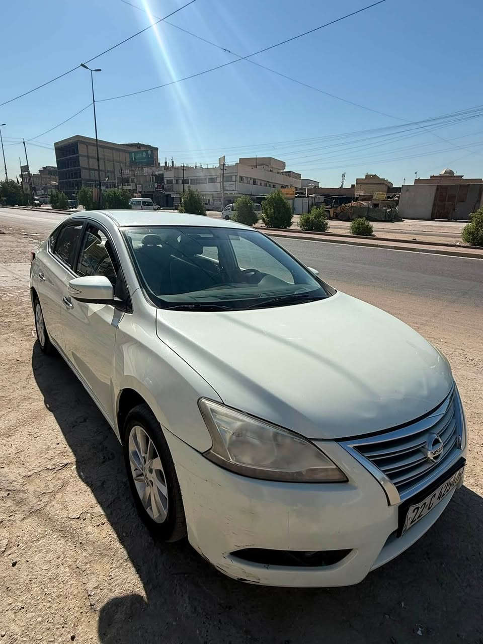 للبيع نيسان سينترا موديل 2015  مكينه 1800رقم اربيل السياره نظيفه وخير من الله تشغل وتطلع بيها ملاحظات بالكشر موضحه بالتصوير سعر 120$ وبي مجال للشراي سهله مكانهه بغداد تاخذهه تفحصها سونر 
موجود اتصال بس ***********
سنويه لحد 2027شهر 4
