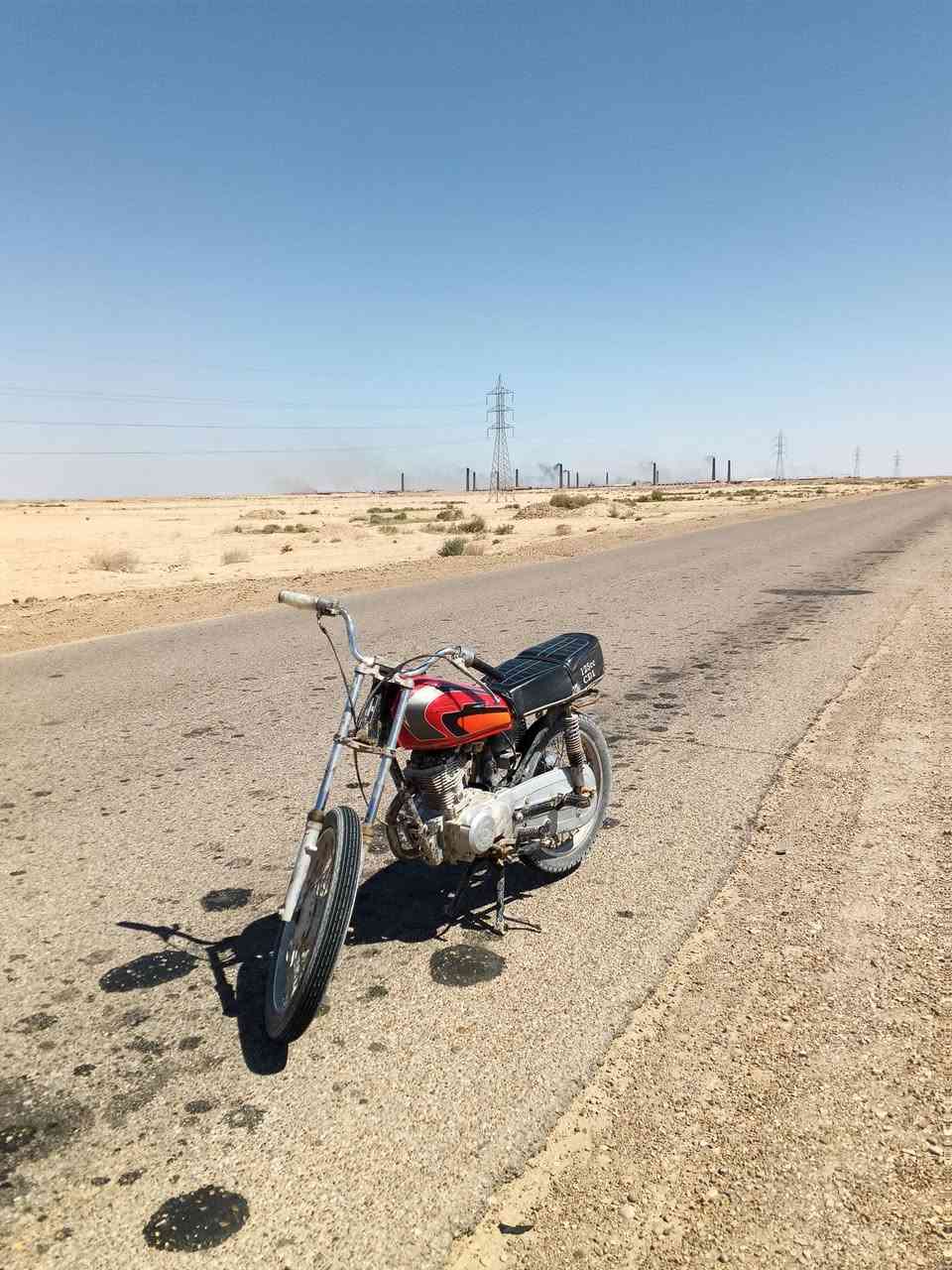 دراجه البيع وراق سكنر موديل23 مكان العماره حي رحمه السعر 550بيه جمال ستفسار  ***********
