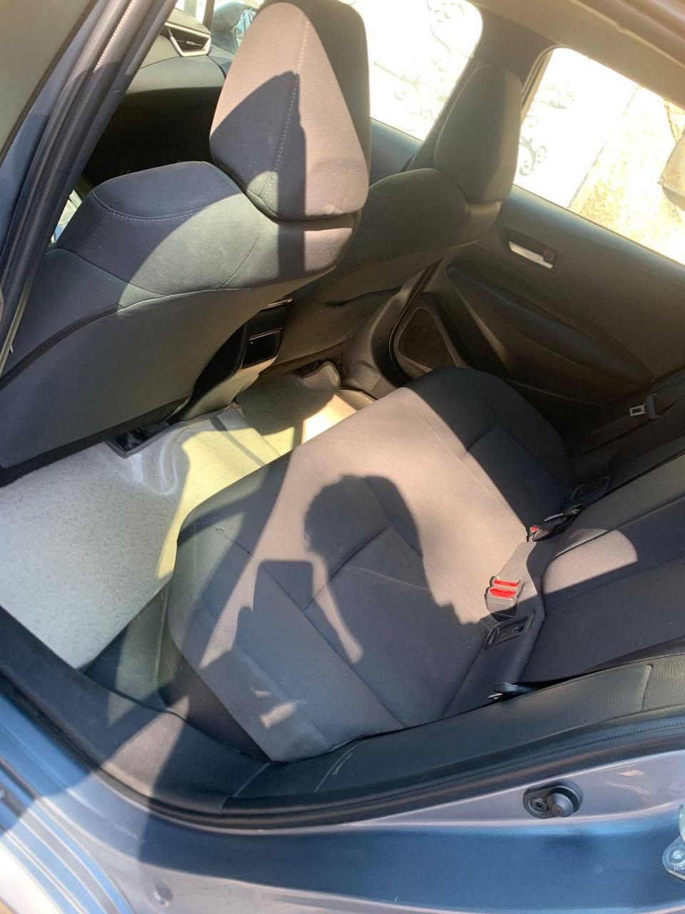 تويوتا كورلا هايبرد
الموديل 2021  الون سمائي بحري
مرقم بابل مشروع وطني بسمي عنواني بغداد 
المواصفات الهايبرد
بصمة تشغيل 
بصمة ابواب 
رادار امامي 
حجر صالنصة بلادي
شاشة ابل كار بلي 
تحكم استيرن 
تحديد مسار 
نظام اوتو هولد
ثلاث انظمه للقياده
سايد بريك بصمة 
قيادة ذاتية
المحرك: 1.8L اربعة سلندر
 لايتات زينون حاجب LED
 كامرة خلفية اصل 
سستم صوت
نظام ABS مانع انزلاق 
بچم كبس شركة
صور الحادث مرفقة مع المنشور 
تبديل بابين اصليات مال شركة نفس اللون

السعر 130 وبيها مجال 

بغداد حي اور جامع الفردوس

***********
