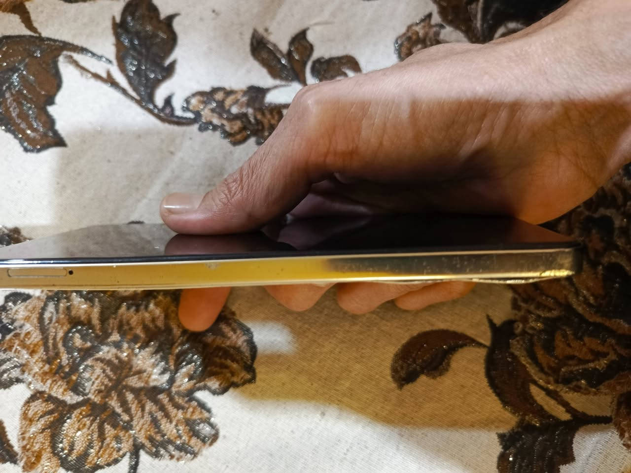 تكنو كمون30
ذاكرة  256
الرام  8+8
المعالجHelio G99 Ultimate
 الكامرة الخلفية  50M OIS+2M
الكامرة الامامية 50M
البطارية 5000
نضافته مزضحة بلصور
الظهر يحتاج تبديل فقط 
مامفتوح شرط
بدون ملحقات
السعر 145,, بي مجال حك جيتك مو اكثر
شراي راسلني خاص


**إذا كنت صاحب هذا الإعلان وتريد حذفه لأي سبب، رجاءا أرسل رسالة إلى الدعم الفني**