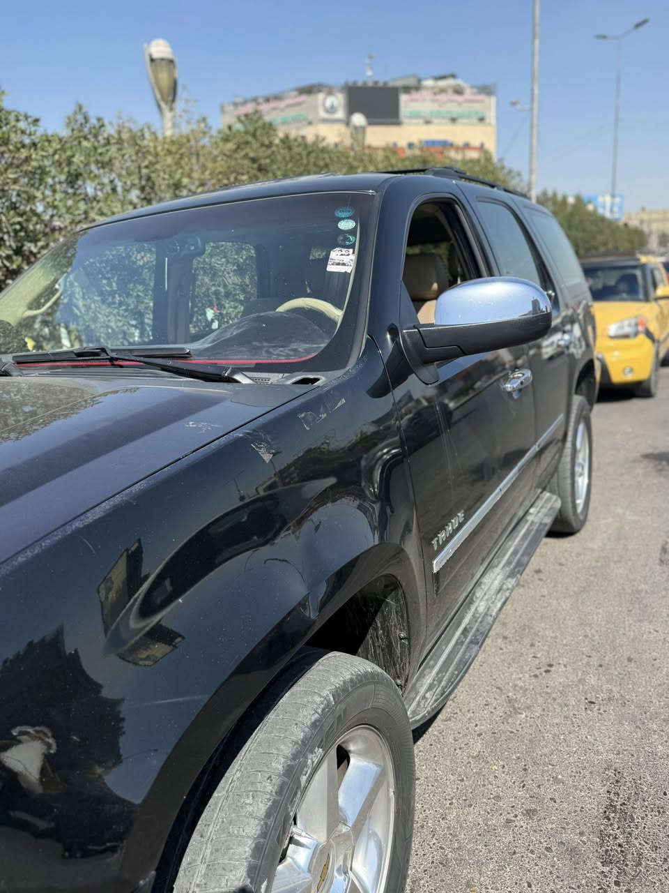 السلام عليكم تاهو LTZ موديل 2013 خليجي فول موصفات السياره نضيفه بس بيها طخات خفيفه على بارد ترجع ممسويهن مبقيهن والسونار مرفق وي صور السعر (210)$
رقمها شمالي سليمانيه
للاستفسار ***********
