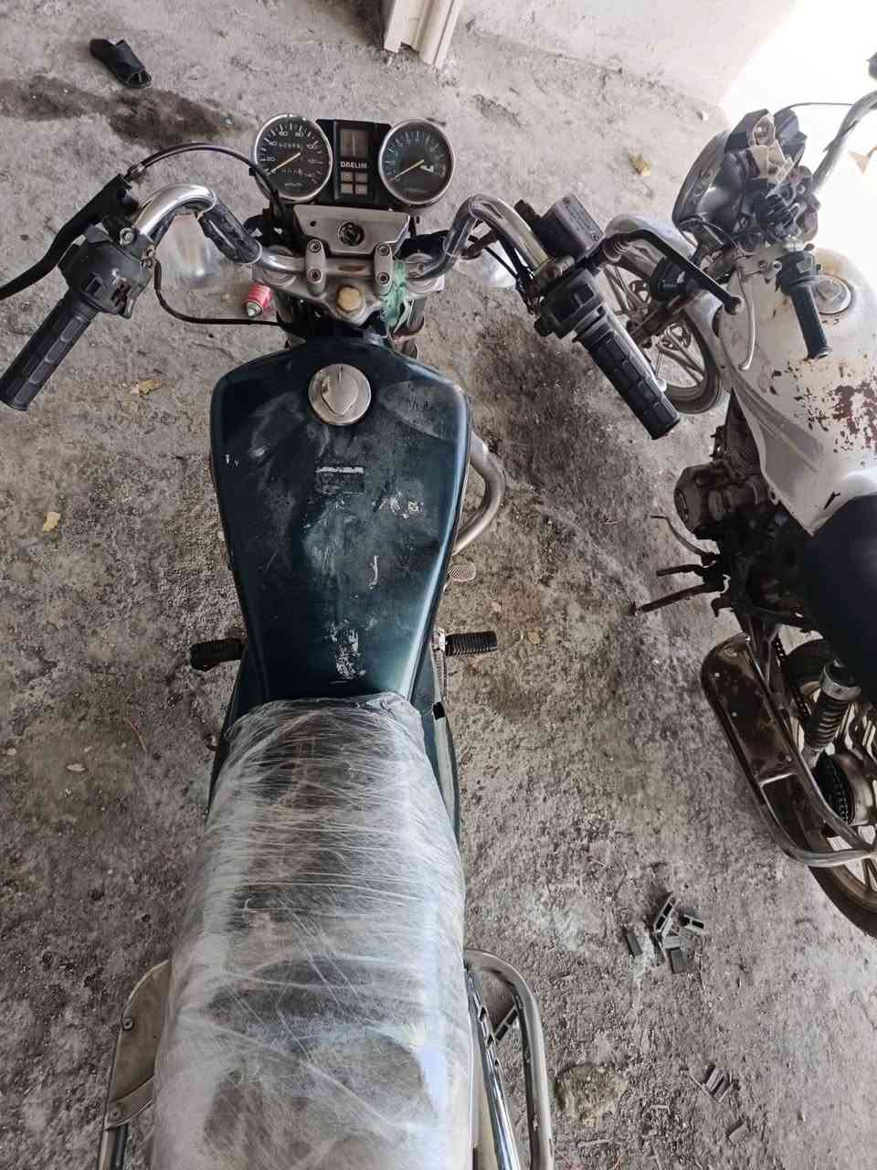 للبيع دايلم طويل كهربائيات شغاله محرك لاتنقيص ولا تبخير تخم تاير جديد سعره مو شراي لاتخابر اتصل ***********
