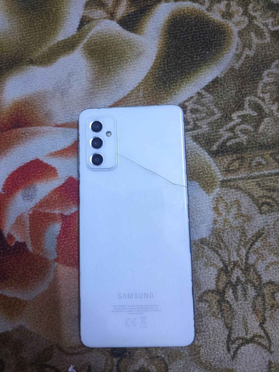 📱 POCO F4 GT يأتي بشاشة AMOLED بحجم 6.67 بوصة بدقة FHD+ وتردد 120Hz، ويعمل بمعالج Snapdragon 8 Gen 1 مع ذاكرة RAM ‏8 أو 12 جيجابايت وتخزين 128 أو 256 جيجابايت، ويضم كاميرا خلفية ثلاثية 64+8+2 ميجابكسل وكاميرا أمامية 20 ميجابكسل، مع بطارية 4700mAh تدعم شحن سريع 120 واط، ويتميز بوجود أزرار كتف مخصصة للألعاب. �
Xiaomi +١
📱 Samsung Galaxy M52 5G يأتي بشاشة Super AMOLED Plus بحجم 6.7 بوصة بدقة FHD+ وتردد 120Hz، ويعمل بمعالج Snapdragon 778G مع ذاكرة RAM ‏6 أو 8 جيجابايت وتخزين 128 جيجابايت مع إمكانية إضافة كرت ذاكرة، ويضم كاميرا خلفية 64+12+5 ميجابكسل وكاميرا أمامية 32 ميجابكسل، مع بطارية 5000mAh   25 واط تدعم شحن سريع


**إذا كنت صاحب هذا الإعلان وتريد حذفه لأي سبب، رجاءا أرسل رسالة إلى الدعم الفني**