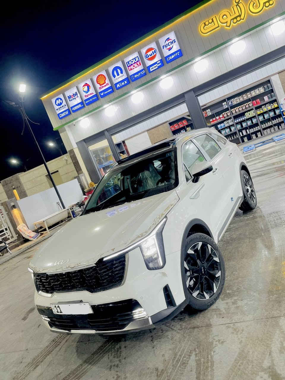 سورنتو ٢٠٢٥ /6سلندر فوول مواصفات للبيع رقم بغداد زيرو ماشيه6 الف فقط بعدها بفابلون الشركة ضمان خمس سنوات شركة 
مكاني بغداد بلديات
المواصفات
بانوراما 
كشنات جلد بلادي تدفئة تبريد 
أربع كامرات ٣٦٠ درجة 
حساسات امامية ٦ 
حساسات خلفية ٦ 
اوتو ستوب توقف ذاتي عند الرجوع للخلف 
رادار خلفي 
كامرات تشتغل بالدشبول 
كير ماوس 
ويل حجم ١٩ انج
وبعد بيها مواصفات 
سيارة زيرو ماشيه 6 الف 
للاستفسار***********
ملاحضه ممتواجد على لنت
