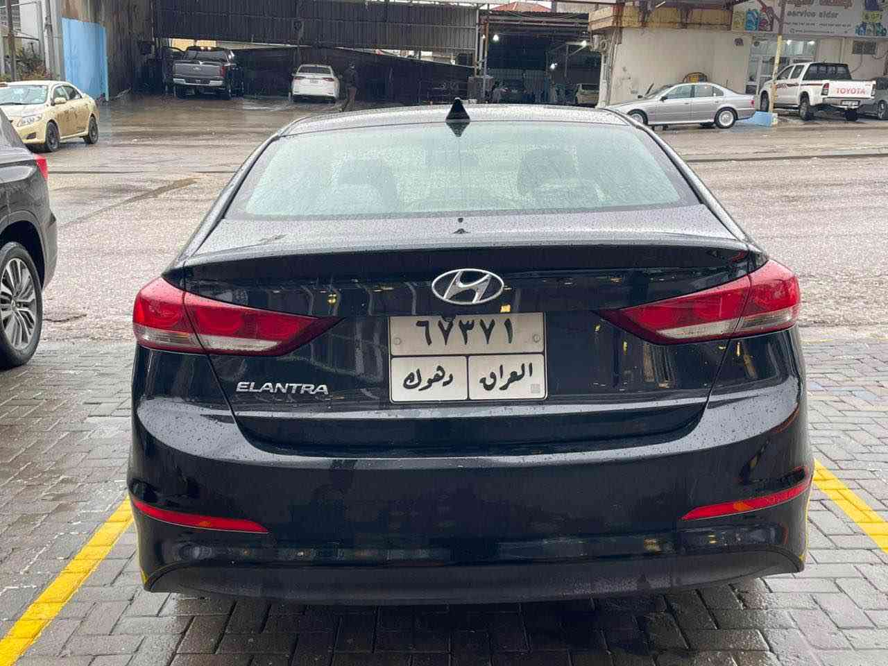 للبيع نقداً النترا موديل ٢٠١٨… محرك ٤ سلندر دوش… كير اوتو… بيهه جاملغ وبنيد صبغ بدون دواخل… السيارة كلهه بلادية ومابيهه ولا نقص…. المكان دهوك… السعر ١١٨ ومجال… عليهه ٣٠٠$ غرامة تنخصم من السعر… للاستفسار 
***********
*********** دهوك, العراق
