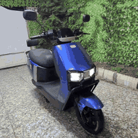 السلام عليكم..دراجه سوبر سكوتر ..SUEPR.SCOOTER..موديل .2025..السرعه .76.k..عدد البطاريآت..6. مسطره ..دراجه جاهزه مابيه اي نقص..تشغيل بصمه وسويج...وتشغيل عن بعد..اشاره ..دبل اشاره..لايت عالي ناصي..هورن..سكن..سطاب لايت..مخرج شحن USP..شاحنه ذكيه تدعم الشحن السريع والأيقاف الذاتي عند امتلاء البطاريات..السعر (.600.) قفل ...مكاني بغداد الشعب قرب محكمة الشعب على الشارع العام الشراي يتصل...***********..واتساب موجود...
