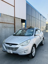 هيونداي توسان 2010 وارد خليجي داخل لونين بدون ضربه وصبغ وتبديل بيه بار...