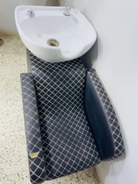 للبيع مغسلة رأس اتسخدم جداً قليل 140وبيه مجال بسيط 07838421303