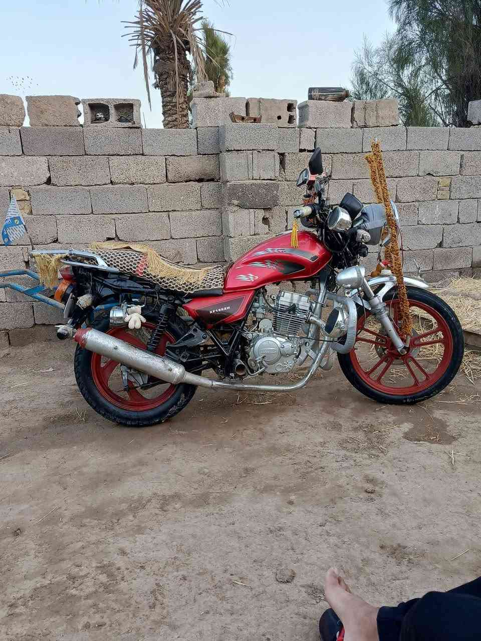 سلام عليكم دراجه صاروخ للبيع مديل 2014 كلك دراجه مكفوله كفاله عامه السعر 350وبيه مجال للشراي التصال
***********
