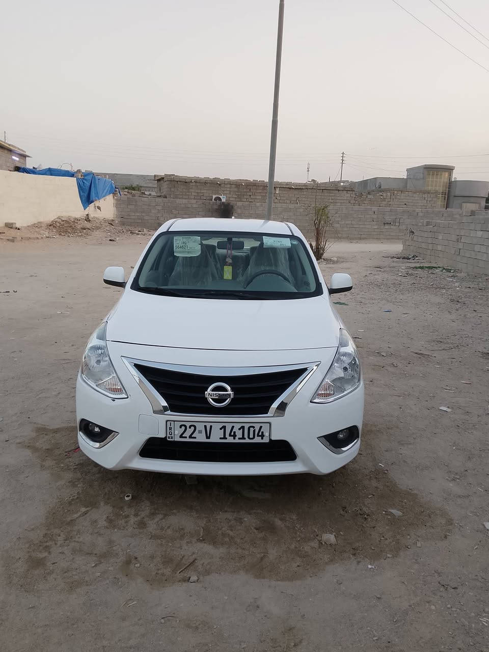 نيسان صني للبيع موديل 2024 ماشيه 25 ألف مكان بصره زبير الرقم ***********
