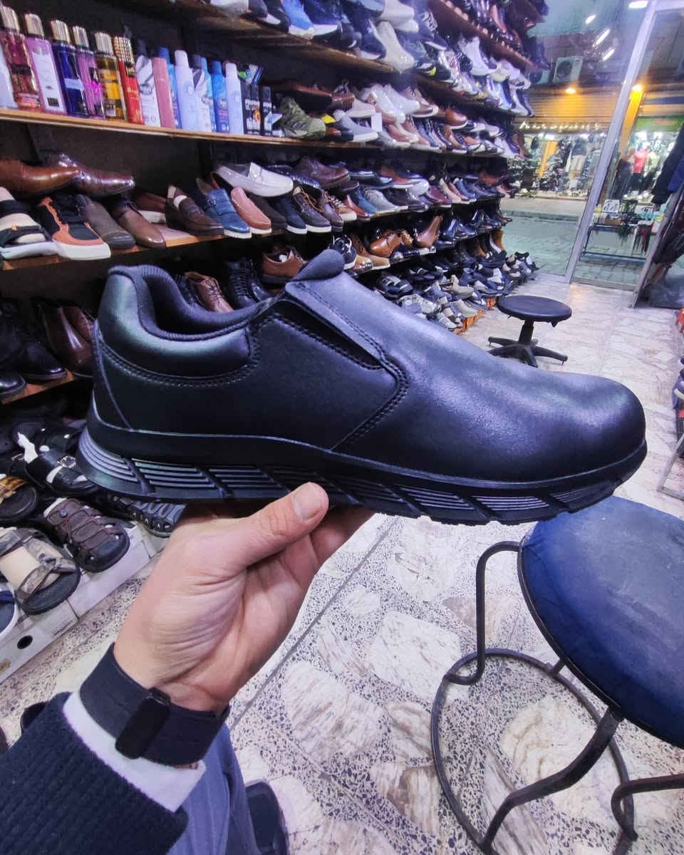 SHOES FOR CREWS ماركة 
أرضية مالته خاصية عدم التزحلق 
قياس ٤٥ ونص طول القدم ٢٩ ونص 
السعر ٥٠ ألف 
مكان كرادة داخل مجاور دايموند مول في فرع علاء حداد محل الأيطالي الايطالي


**إذا كنت صاحب هذا الإعلان وتريد حذفه لأي سبب، رجاءا أرسل رسالة إلى الدعم الفني**